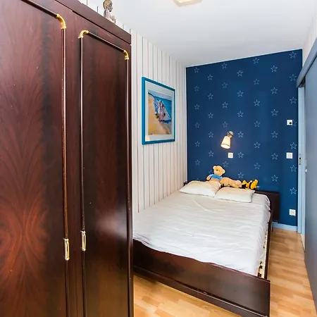 Daire Cozy Coastal Flat W Views, Cleaning Included *