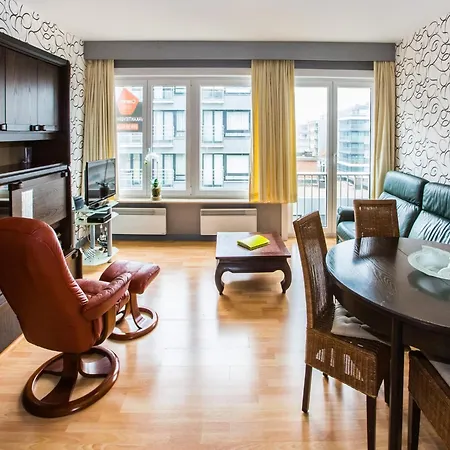Daire Cozy Coastal Flat W Views, Cleaning Included *